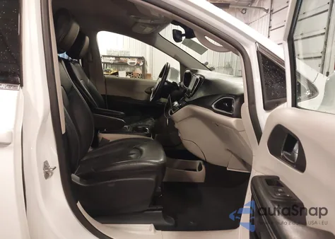 2022 Chrysler Pacifica Touring L из США, поврежденный, VIN 2C4RC1BG3NR165567